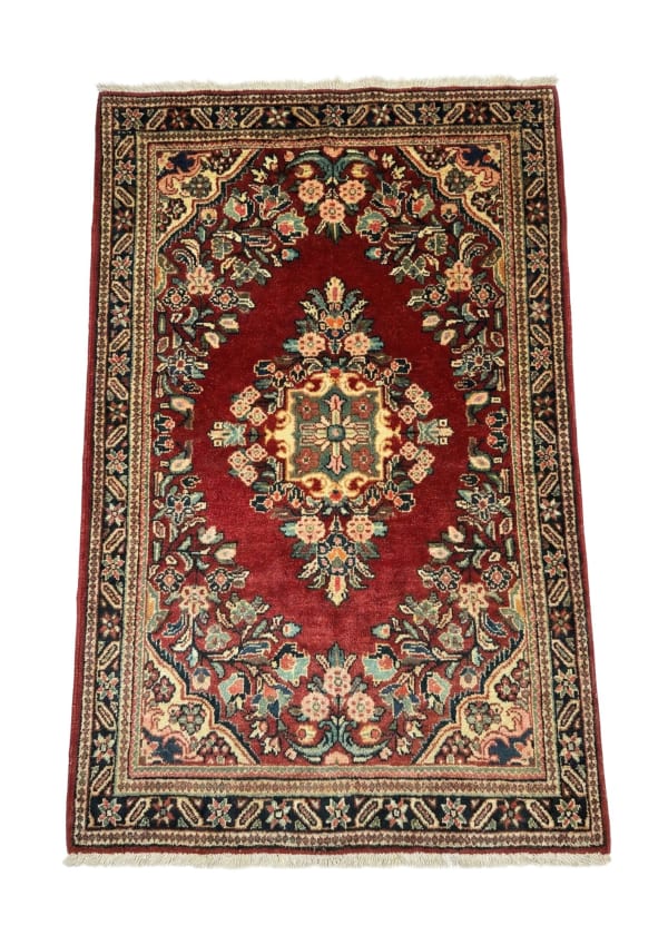 Sarouk Floral Medallion In Red, tribal rug, 2 × 3 m (6'7" × 9'10"), Wool