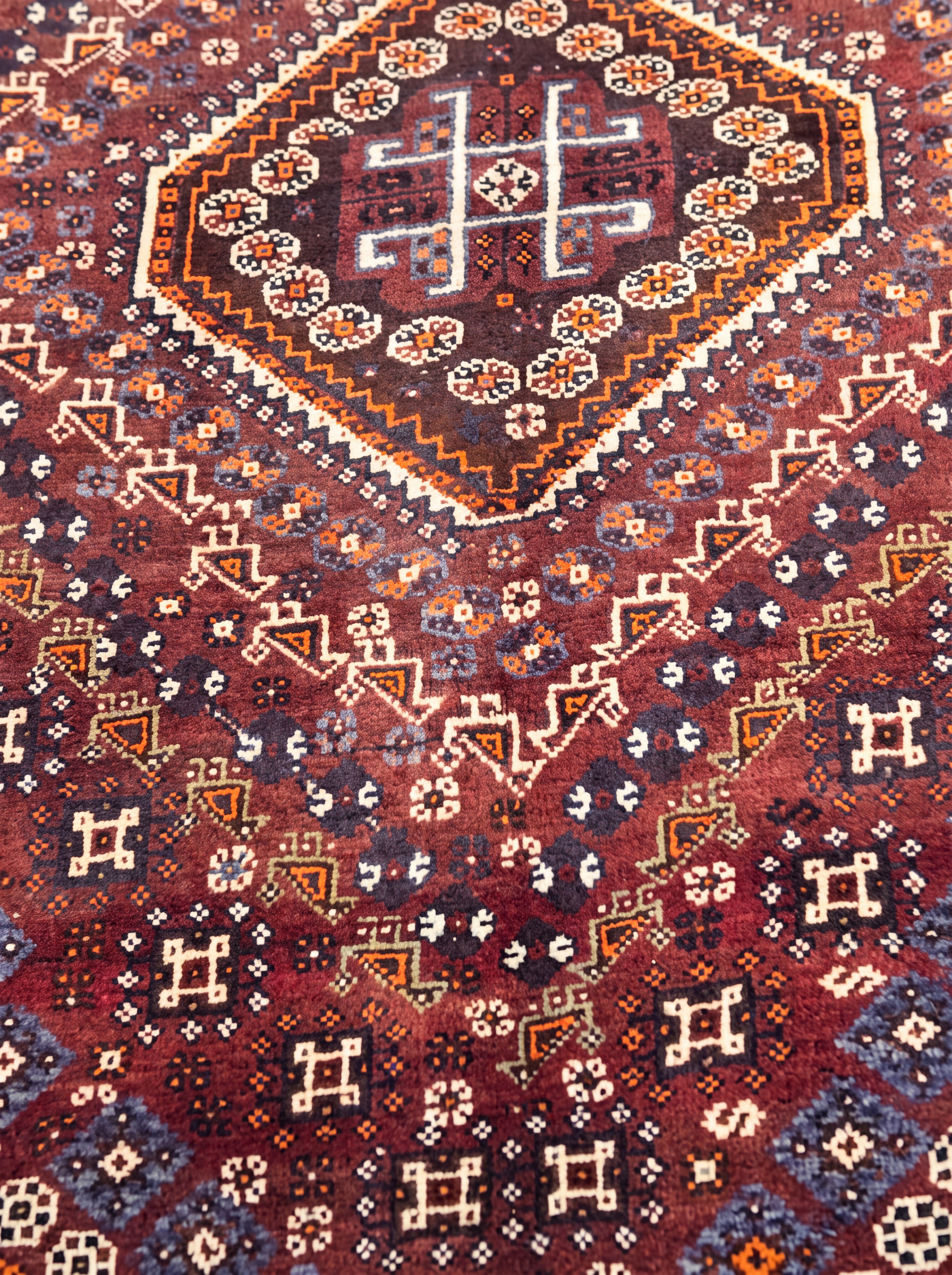 Shiraz Tribal Medallion Madder Red, Shiraz, Fars Province, Iran persian rug, in madder red, Wool, 122 × 244 cm (4'0" × 8'0"), Nasim Carpets Malaysia — view 3
