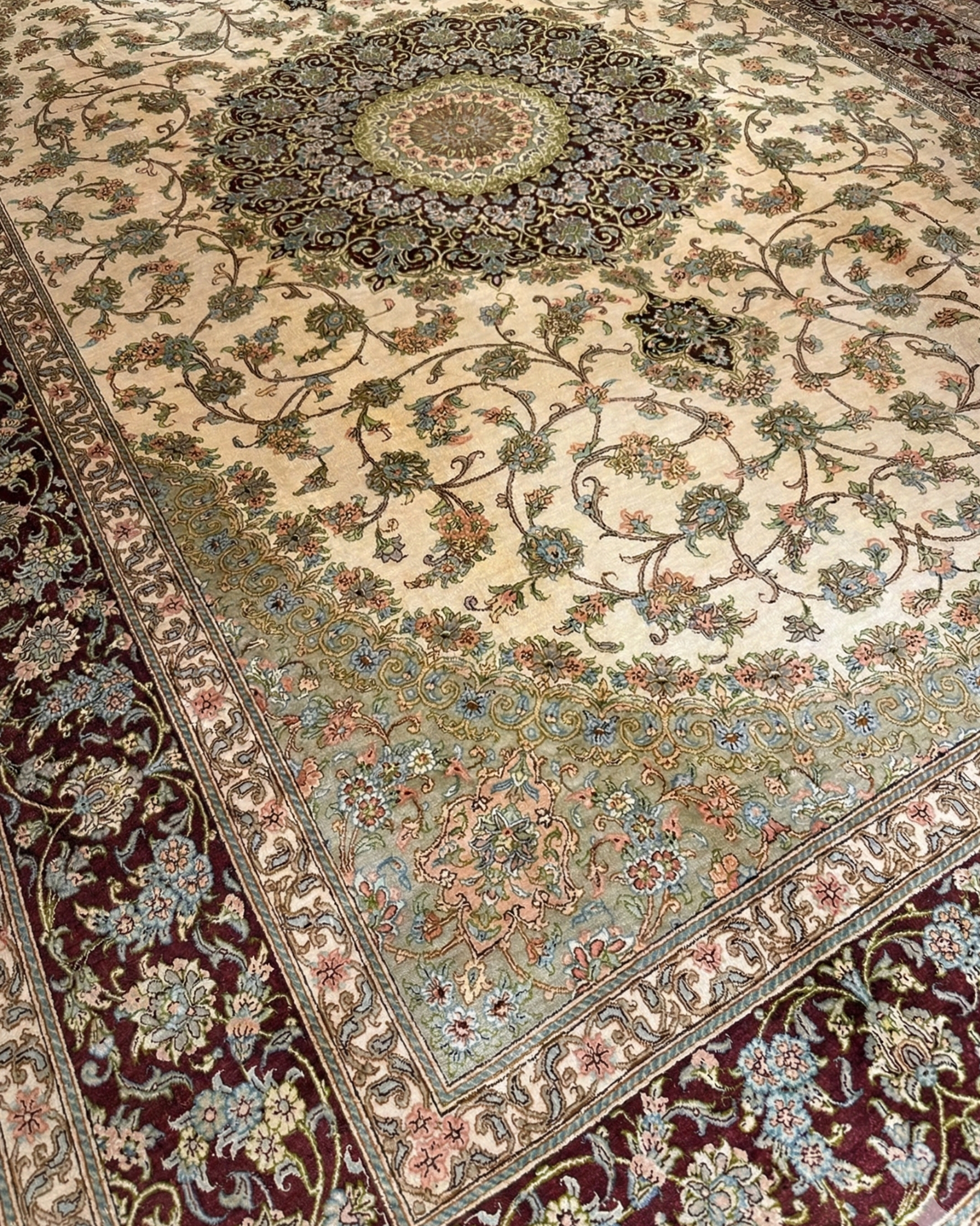Qum Silk Ivory Medallion, Qum persian rug, in ivory, Pure Silk, 213 × 305 cm (7'0" × 10'0"), Nasim Carpets Malaysia — view 3
