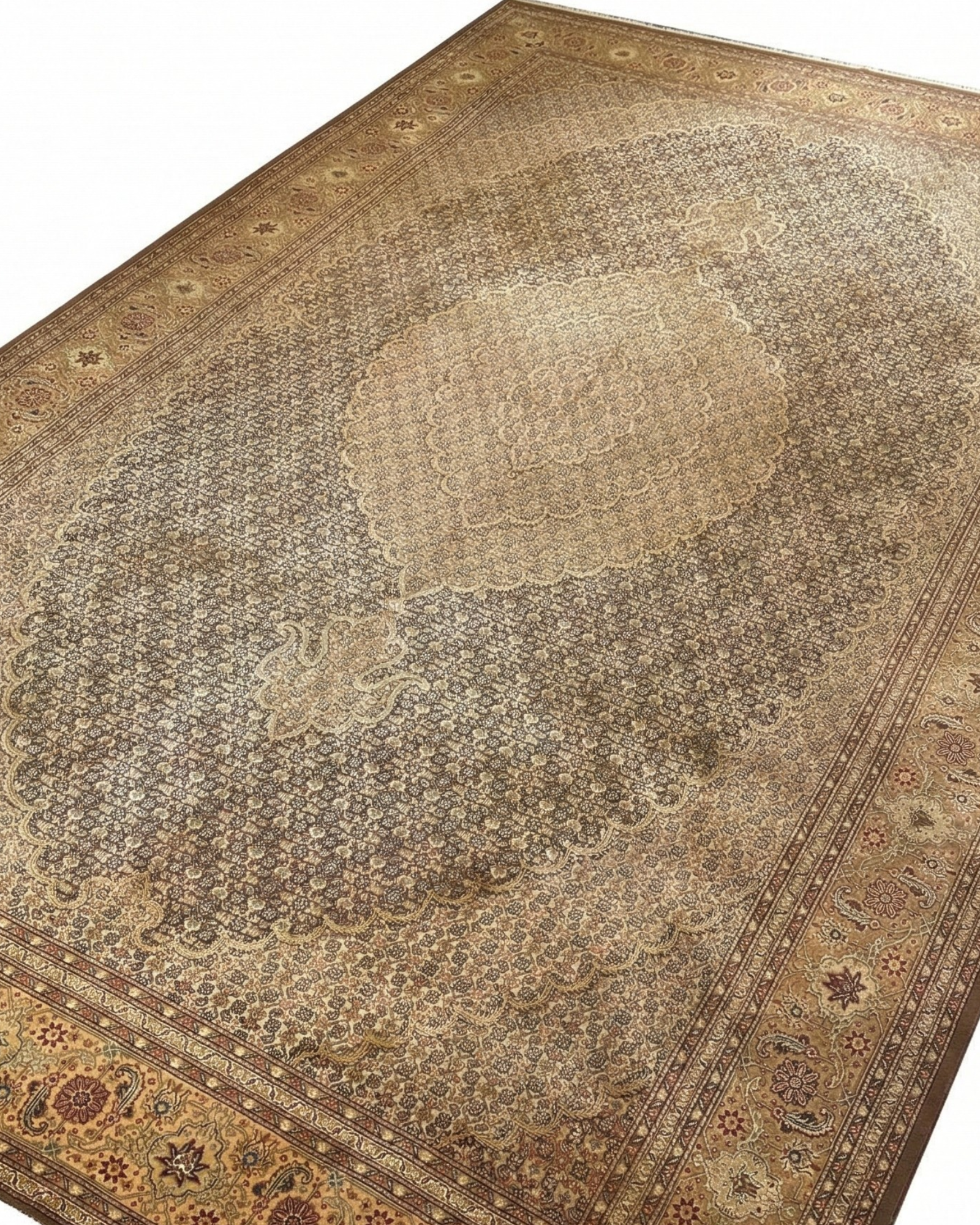 Tabriz Mahi Medallion, Tabriz persian rug, in brown, Wool & Pure Silk, 213 × 305 cm (7'0" × 10'0"), Nasim Carpets Malaysia — view 4