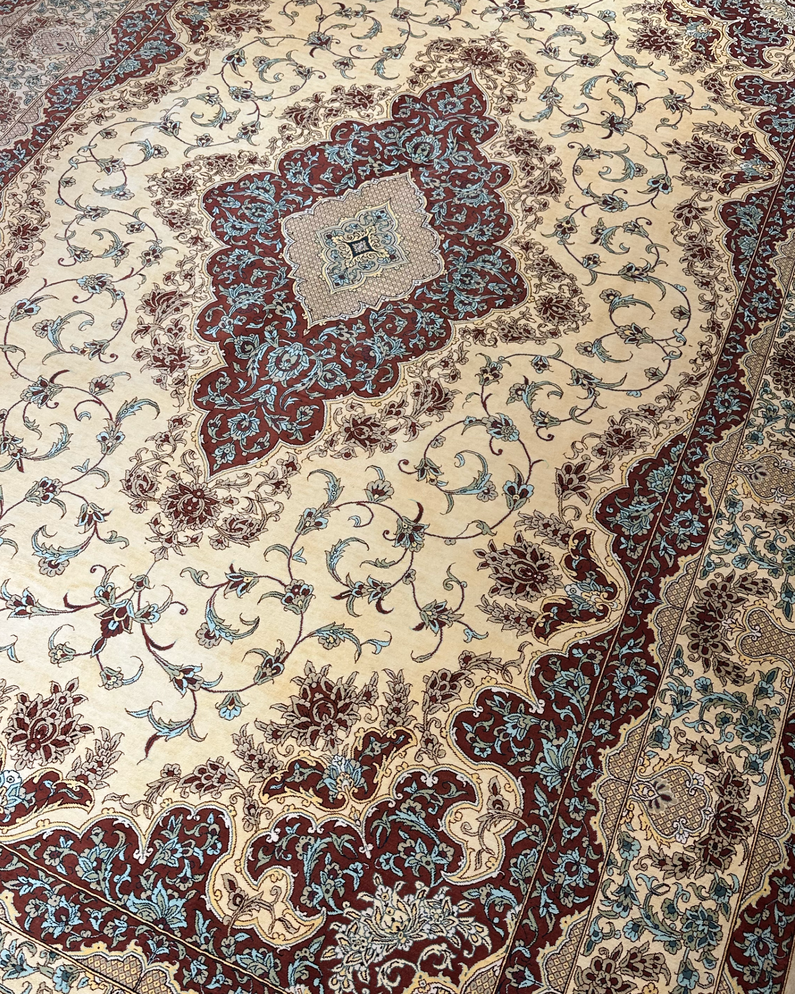 Qum Ivory Field Medallion, Tabriz persian rug, in ivory, Pure Silk, 213 × 305 cm (7'0" × 10'0"), Nasim Carpets Malaysia — view 3