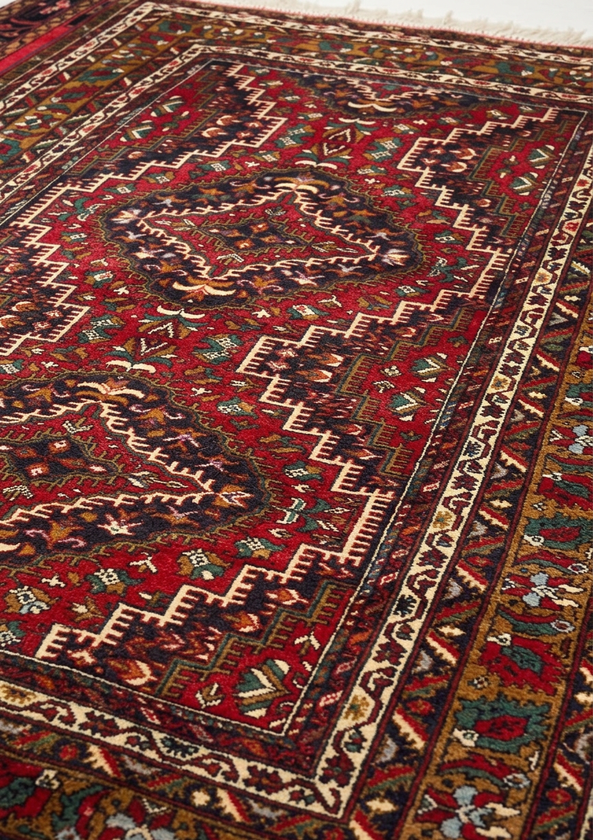 Qashqai Stepped Diamond Medallion Crimson, Iran tribal rug, in crimson red, Wool, 121 × 182 cm (4'0" × 6'0"), Nasim Carpets Malaysia — view 3