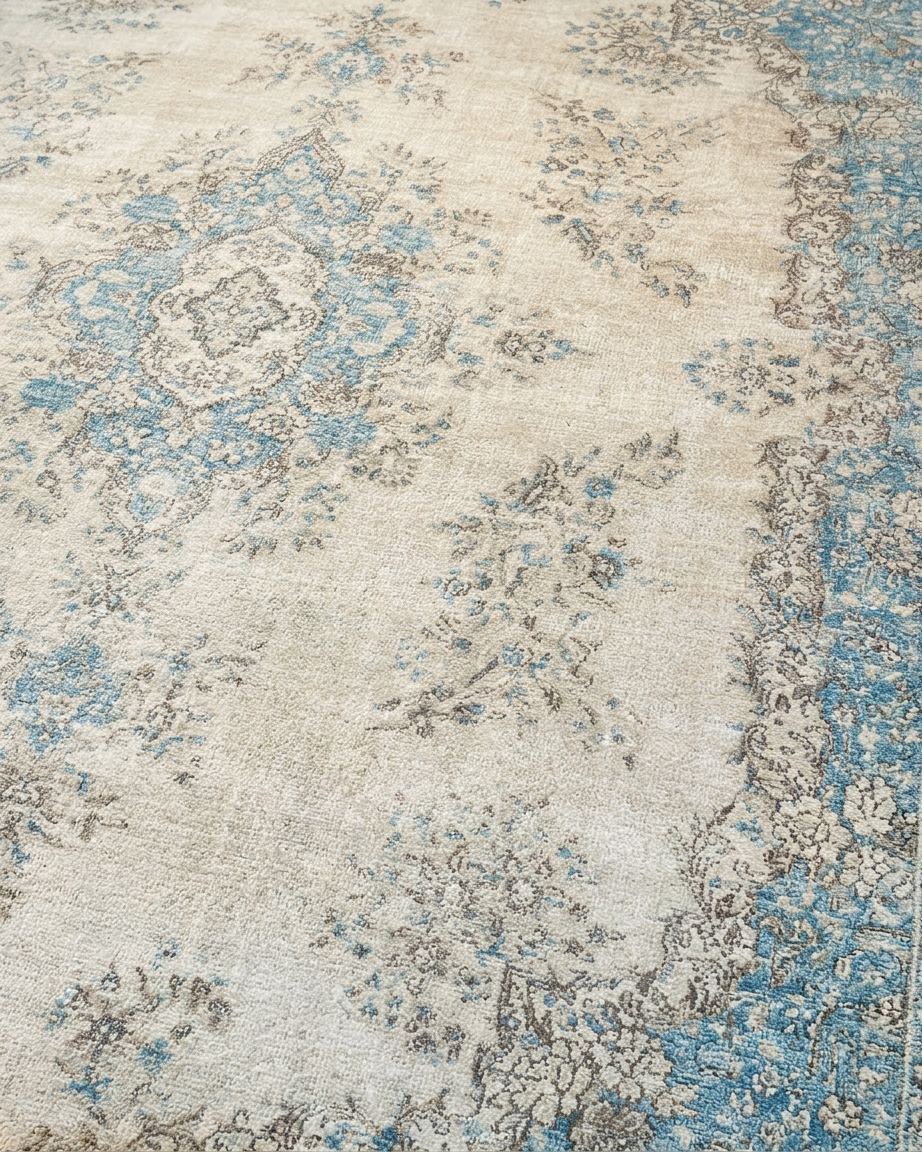 Kerman Medallion Ice Blue, Kerman persian rug, in ice blue, Wool, 243 × 304 cm (8'0" × 10'0"), Nasim Carpets Malaysia — view 3