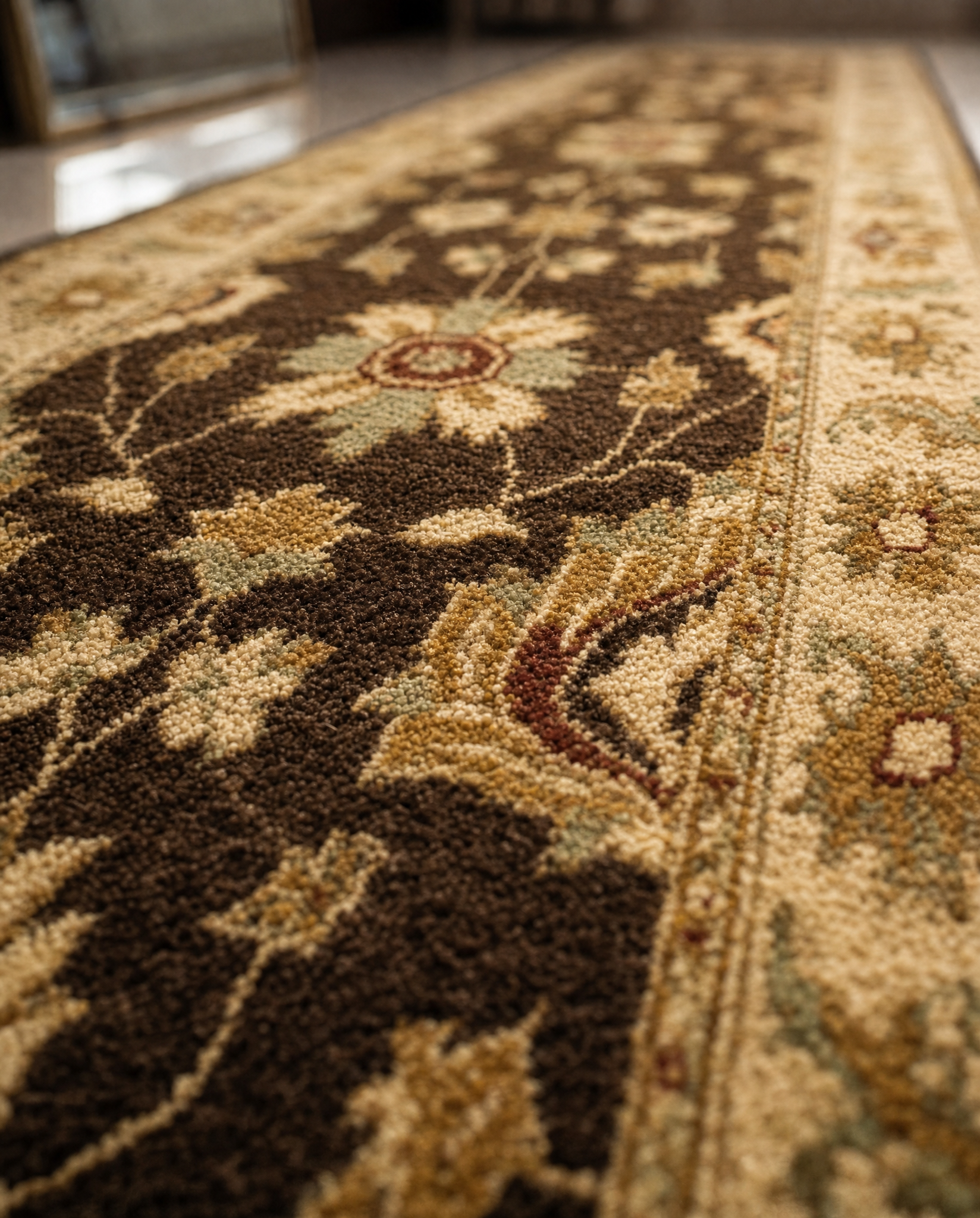 Peshawar Sultanabad Floral Runner Brown, Peshawar, Pakistan persian rug, in chocolate brown, Wool, 85 × 277 cm (2'9" × 9'1"), Nasim Carpets Malaysia — view 3