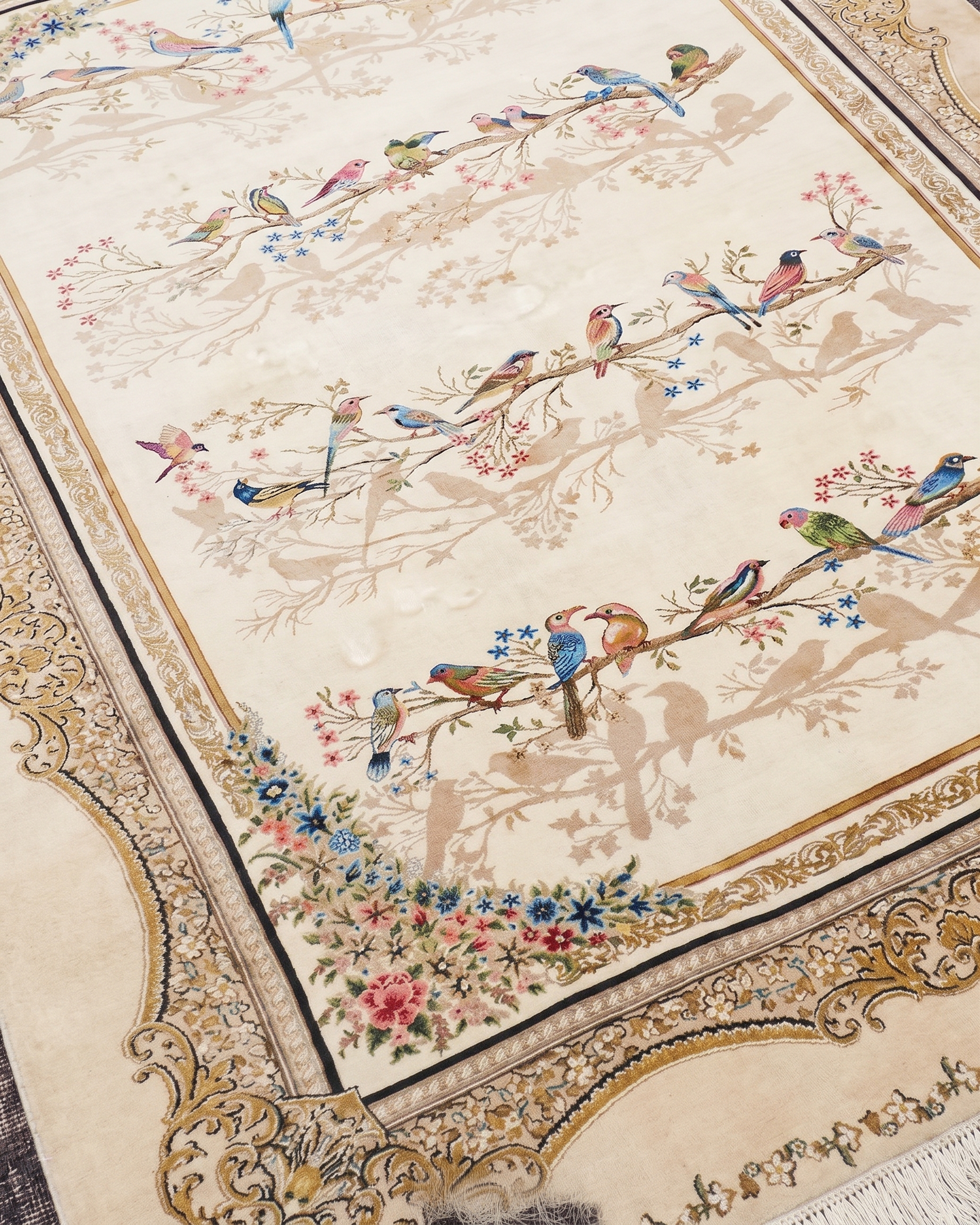 Qom Aviary Garden Ivory, Qom, Iran bespoke rug, in ivory, Wool, 91 × 152 cm (3'0" × 5'0"), Nasim Carpets Malaysia — view 3