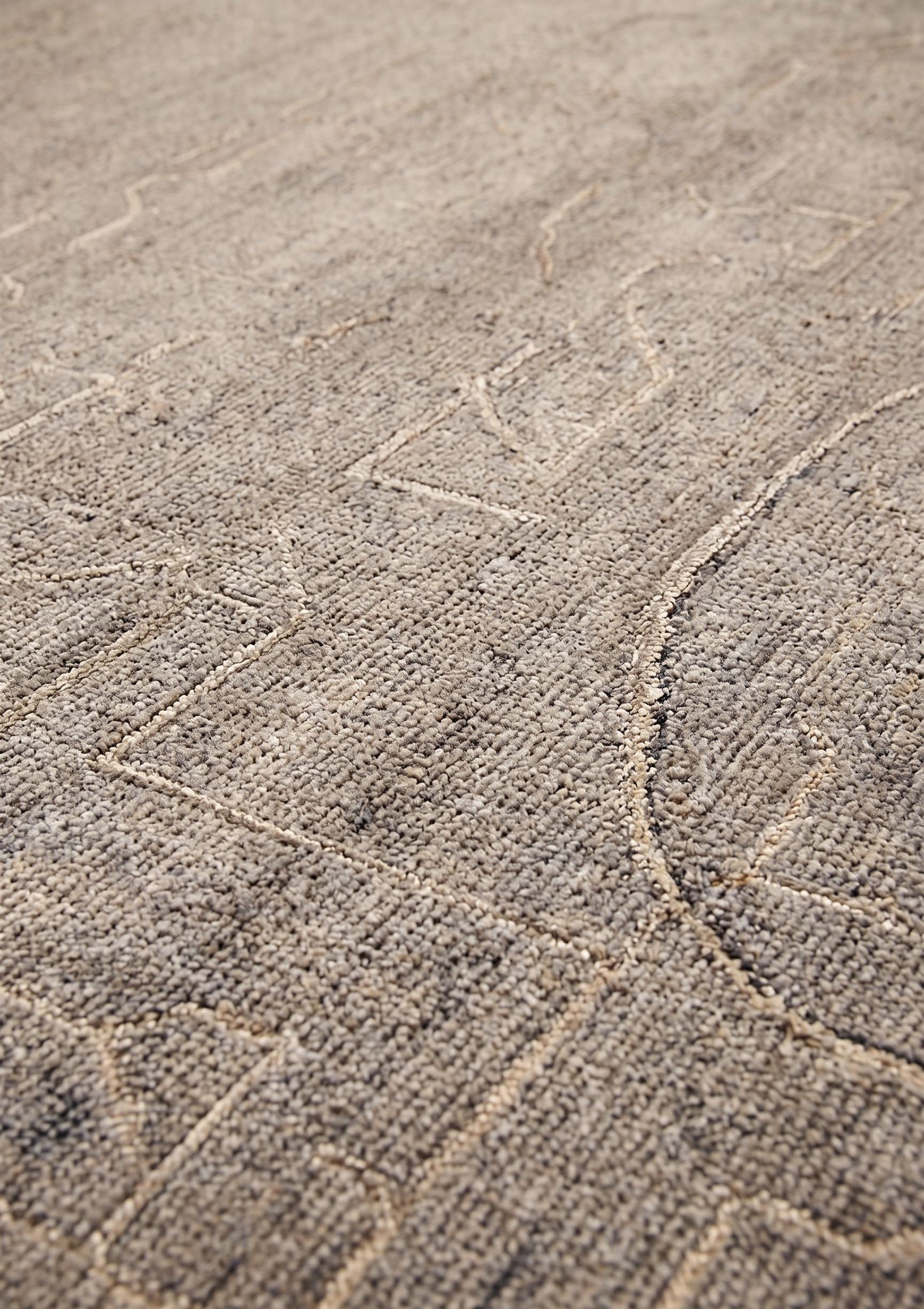 Tibetan Minimalist Grey, Nepal modern rug, in silver grey, Wool, 253 × 305 cm (8'4" × 10'0"), Nasim Carpets Malaysia — view 3