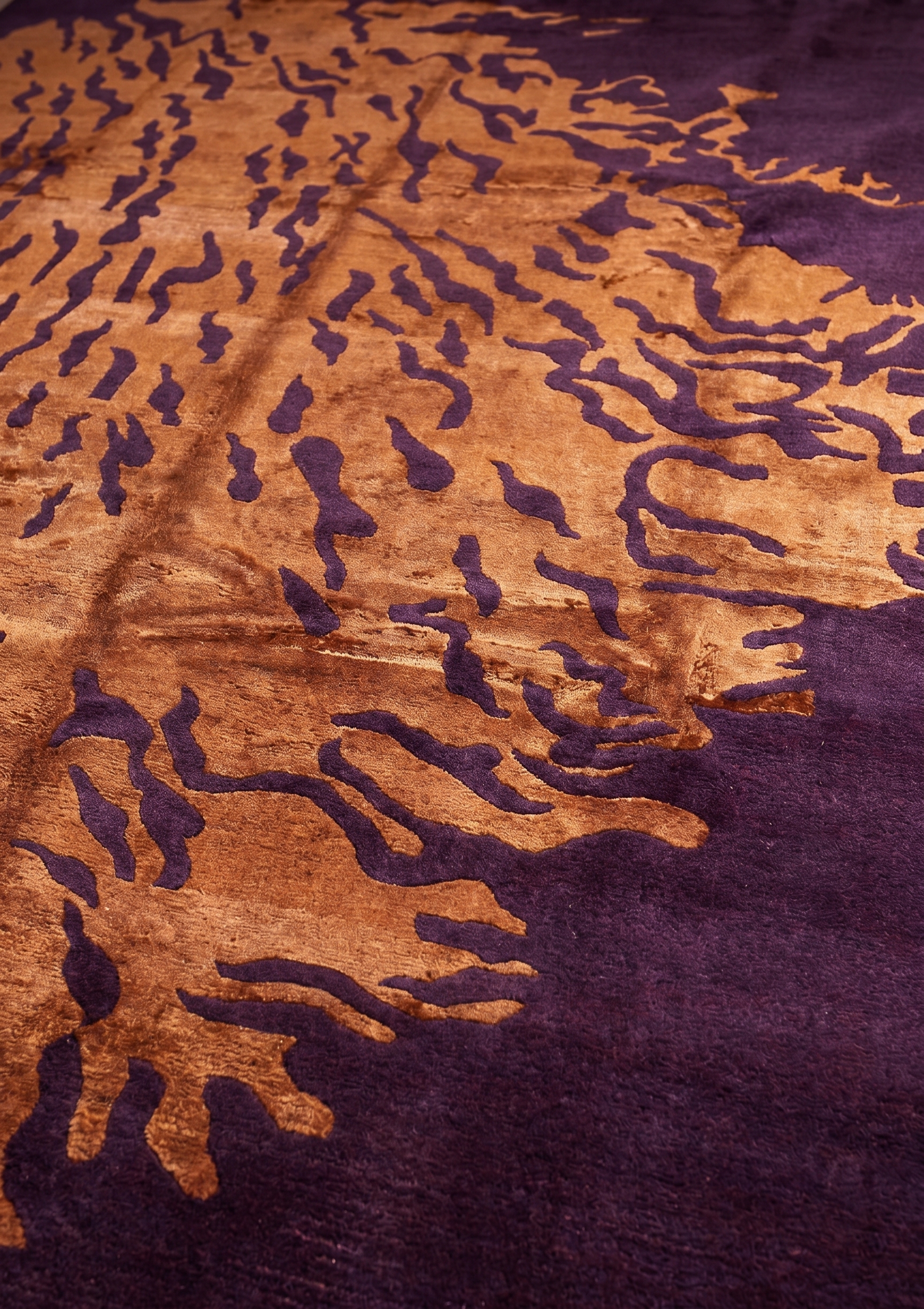 Nepali Tiger Stripe Copper, Kathmandu, Nepal modern rug, in copper gold, Wool & Pure Silk, 244 × 305 cm (8'0" × 10'0"), Nasim Carpets Malaysia — view 3