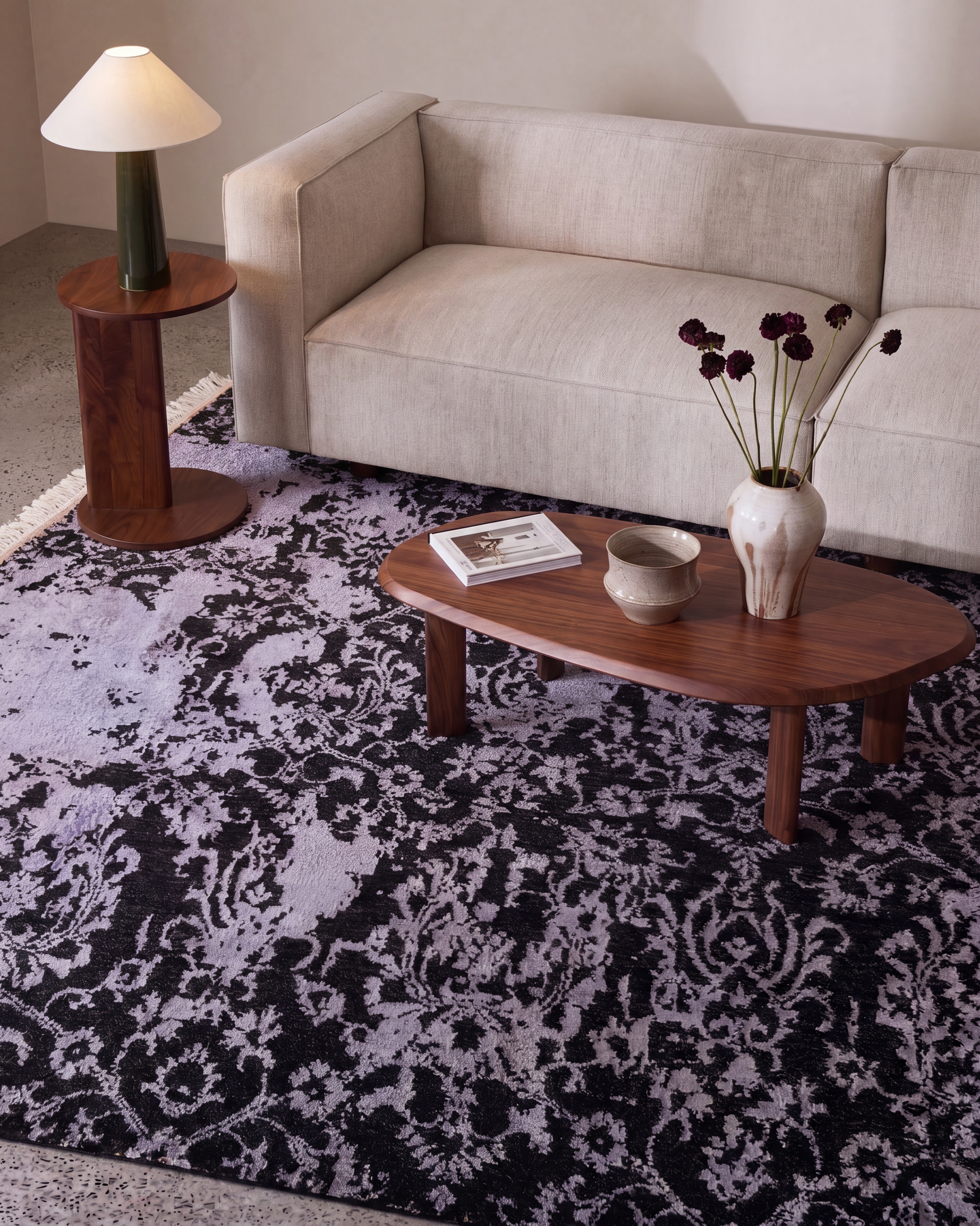Indo-Persian Erased Damask Charcoal, Jaipur, India modern rug, in charcoal, Wool & Pure Silk, 122 × 183 cm (4'0" × 6'0"), Nasim Carpets Malaysia — view 2