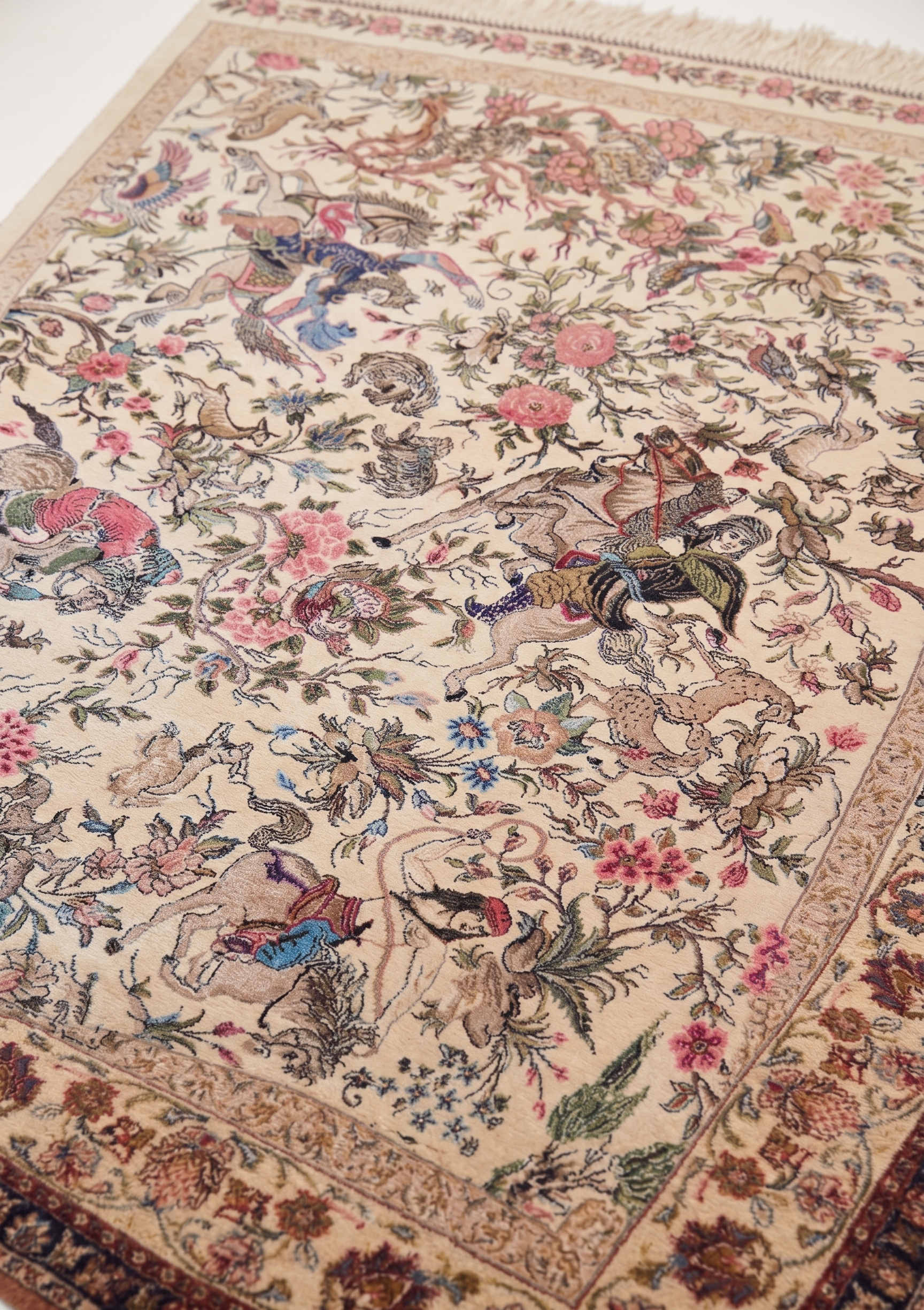Isfahan Hunting Scene Ivory, Isfahan, Iran bespoke rug, in antique ivory, Jute, 91 × 152 cm (3'0" × 5'0"), Nasim Carpets Malaysia — view 3