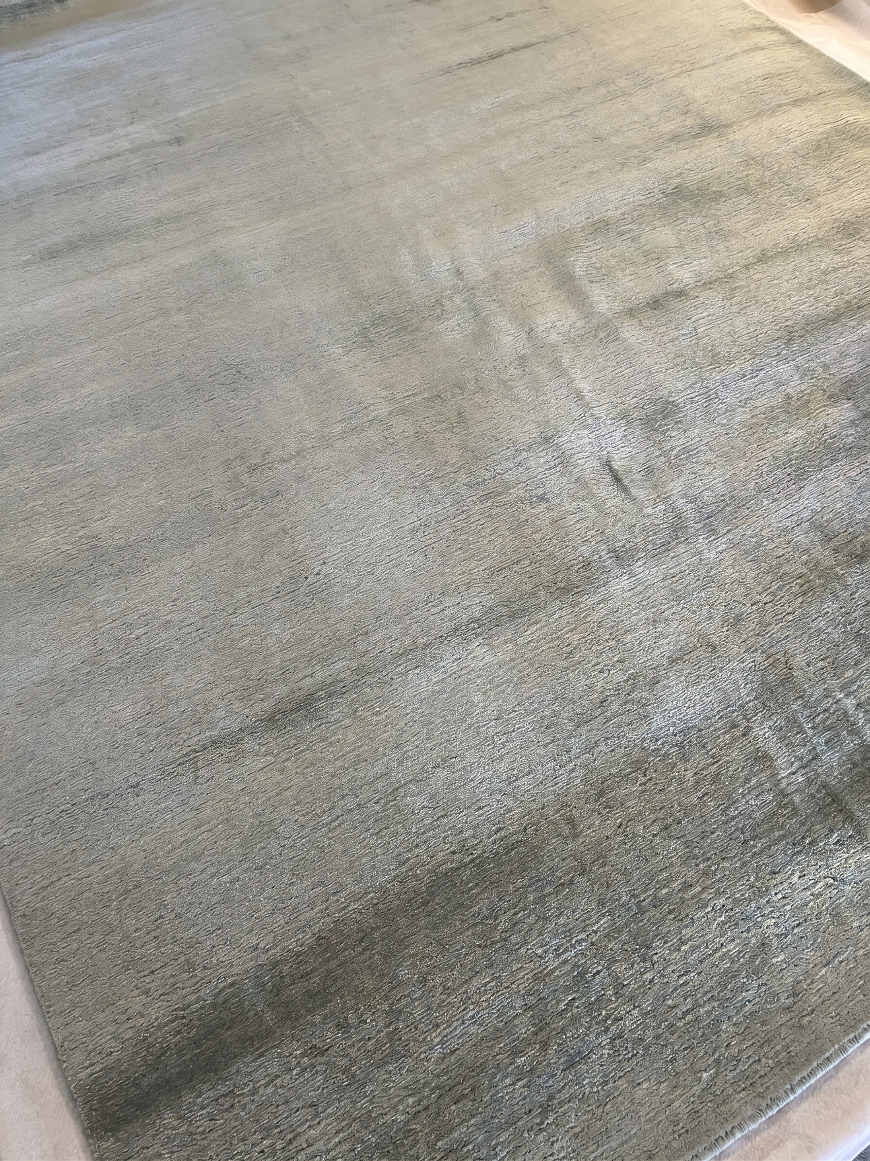 Anatolian Solid Sage Green, Turkey modern rug, in sage green, Bamboo Silk, 244 × 305 cm (8'0" × 10'0"), Nasim Carpets Malaysia — view 3