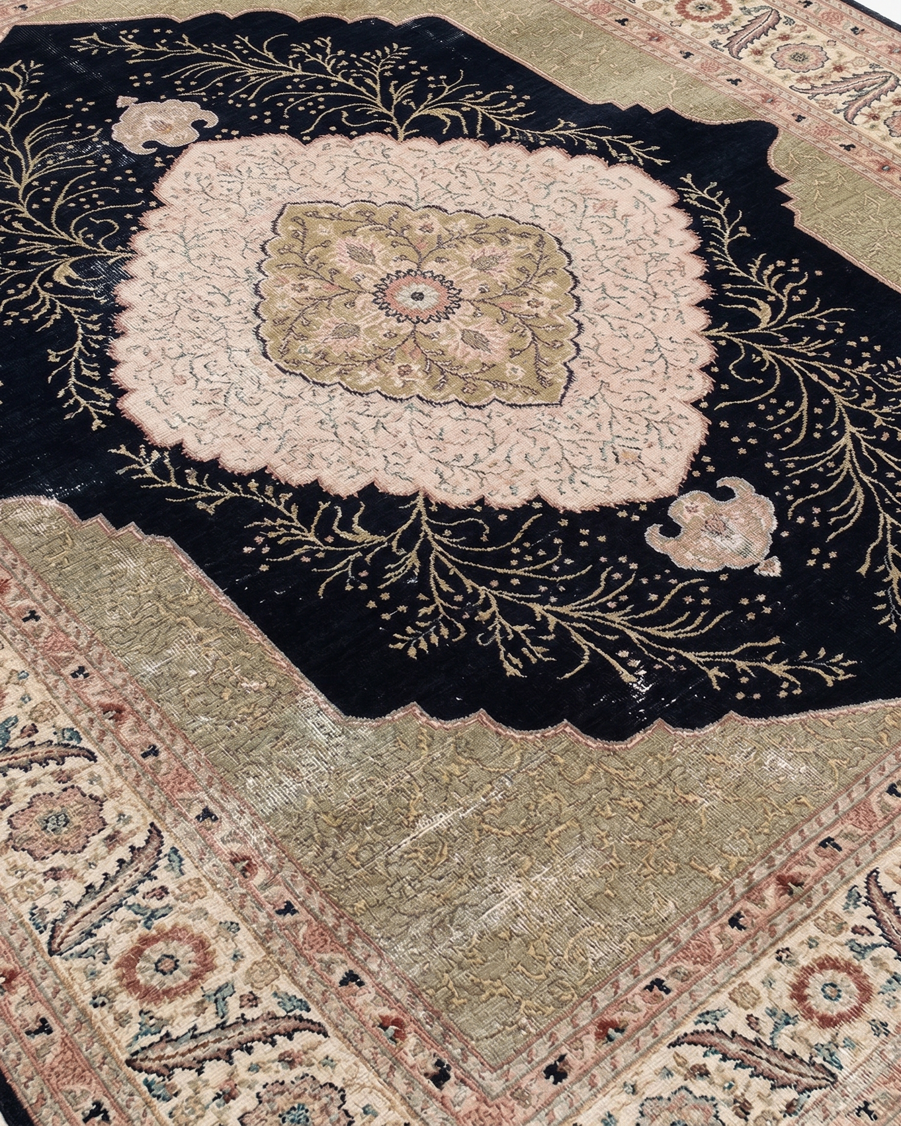 Isfahan Tree of Life Medallion Black Olive, Iran persian rug, in midnight black, Wool, 274 × 390 cm (9'0" × 12'10"), Nasim Carpets Malaysia — view 3