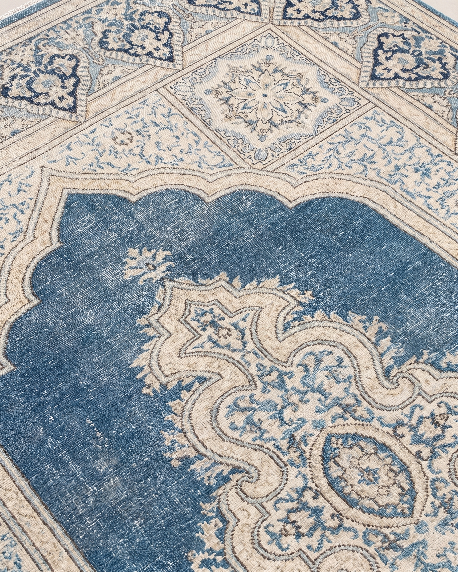 Kerman Medallion Ivory Blue, Kerman, Iran persian rug, in steel blue, Wool, 244 × 305 cm (8'0" × 10'0"), Nasim Carpets Malaysia — view 3