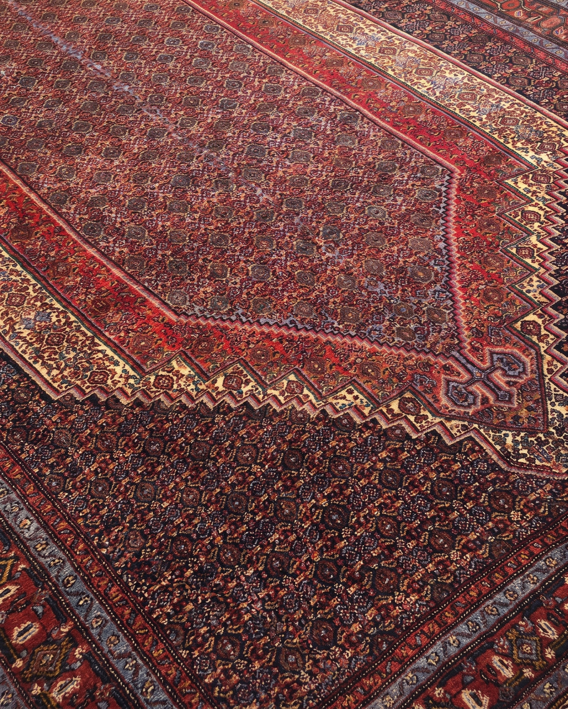 Senneh Medallion Herati Slate Blue, Senneh (Sanandaj), Kurdistan, Iran persian rug, in slate blue, Wool, 201 × 280 cm (6'7" × 9'2"), Nasim Carpets Malaysia — view 3