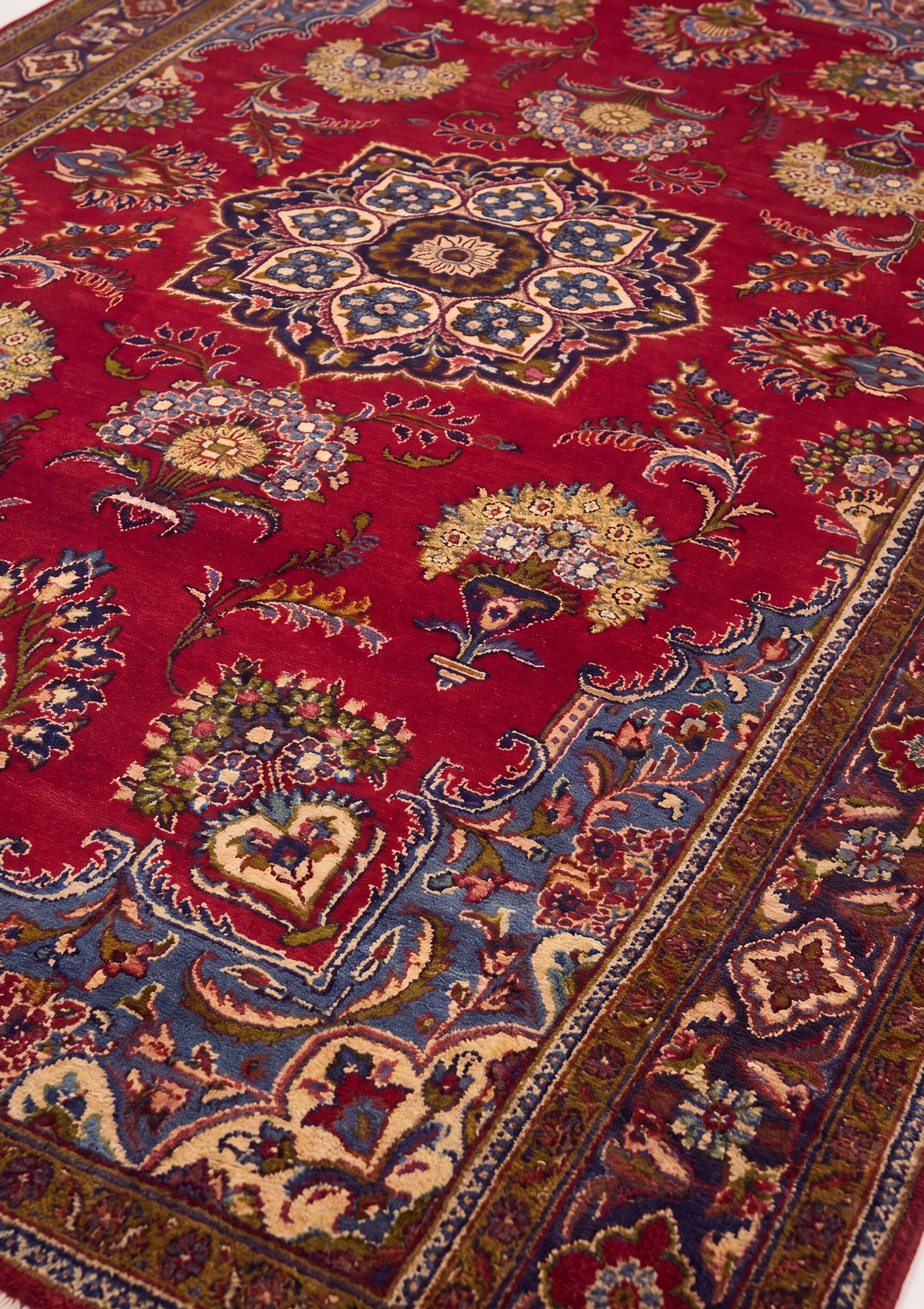 Mashhad Medallion Crimson, Mashhad, Khorasan Province, Iran persian rug, in crimson red, Wool, 226 × 372 cm (7'5" × 12'2"), Nasim Carpets Malaysia — view 3