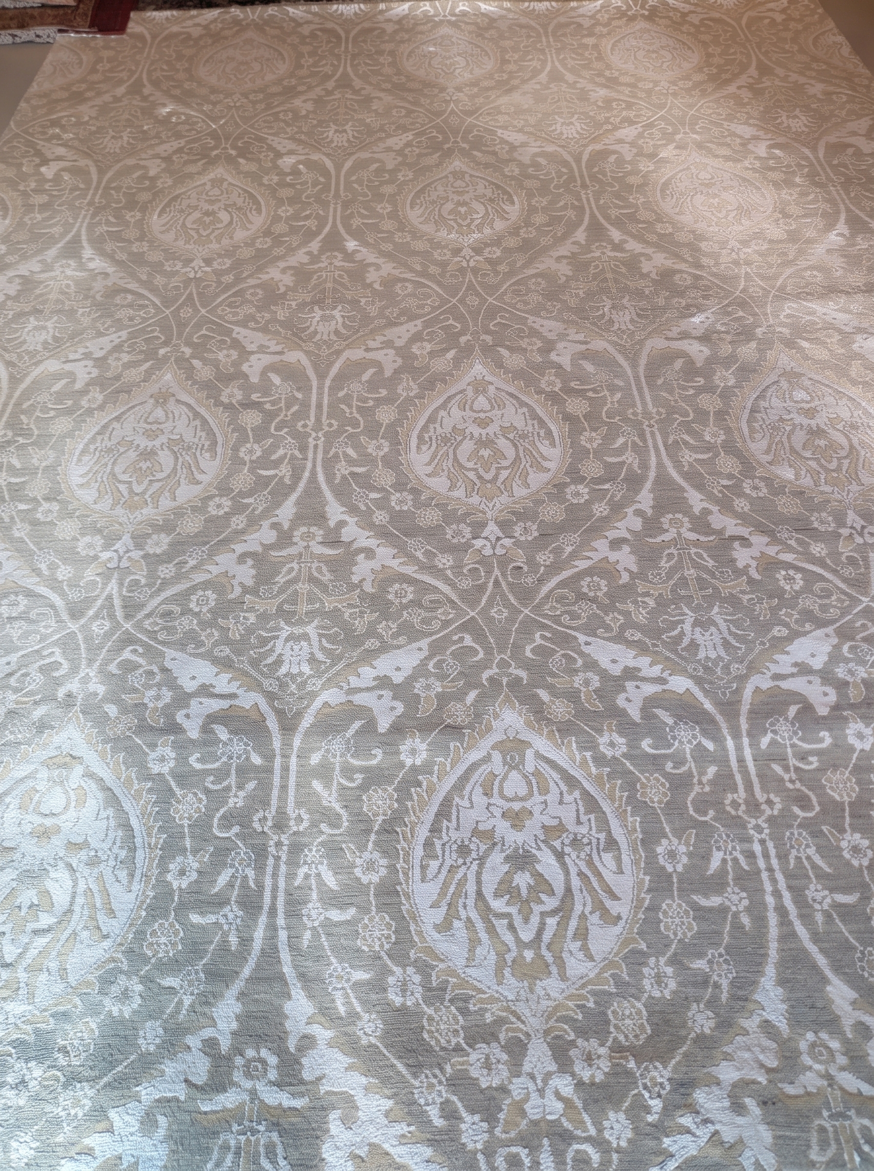 Isfahan All-Over Silver Sage, Isfahan, Iran persian rug, in silver sage, Wool, 305 × 427 cm (10'0" × 14'0"), Nasim Carpets Malaysia — view 3