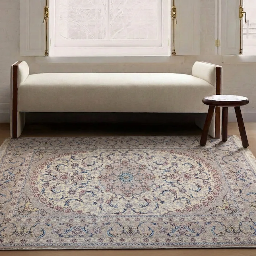 Isfahan Medallion Ivory, Isfahan persian rug, in ivory, Wool, 213 × 304 cm (7'0" × 10'0"), Nasim Carpets Malaysia — view 2