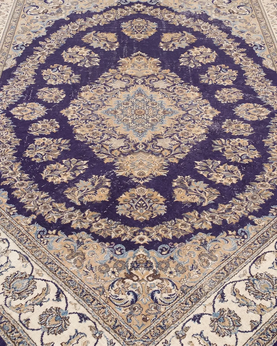 Kerman Medallion Floral Purple, Kerman, Iran persian rug, in royal purple, Wool, 282 × 381 cm (9'3" × 12'6"), Nasim Carpets Malaysia — view 3