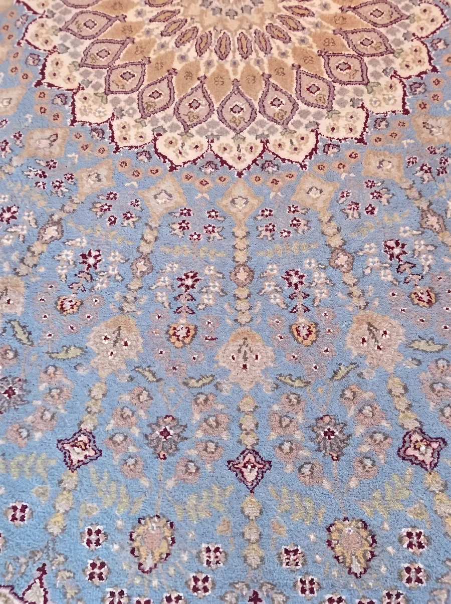 Tabriz Medallion Steel Blue, Tabriz, Iran bespoke rug, in steel blue, Bamboo Silk, 183 × 274 cm (6'0" × 9'0"), Nasim Carpets Malaysia — view 4