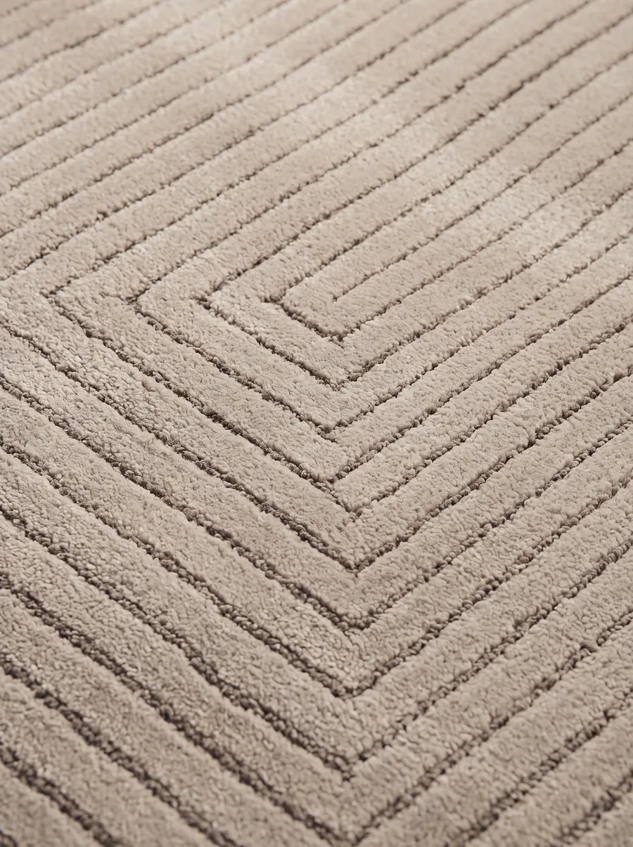 Contemporary Linear Concentric Cream, Contemporary International — likely India (Jaipur/Bhadohi production centre) modern rug, in warm ivory cream, Wool, 244 × 305 cm (8'0" × 10'0"), Nasim Carpets Malaysia — view 3