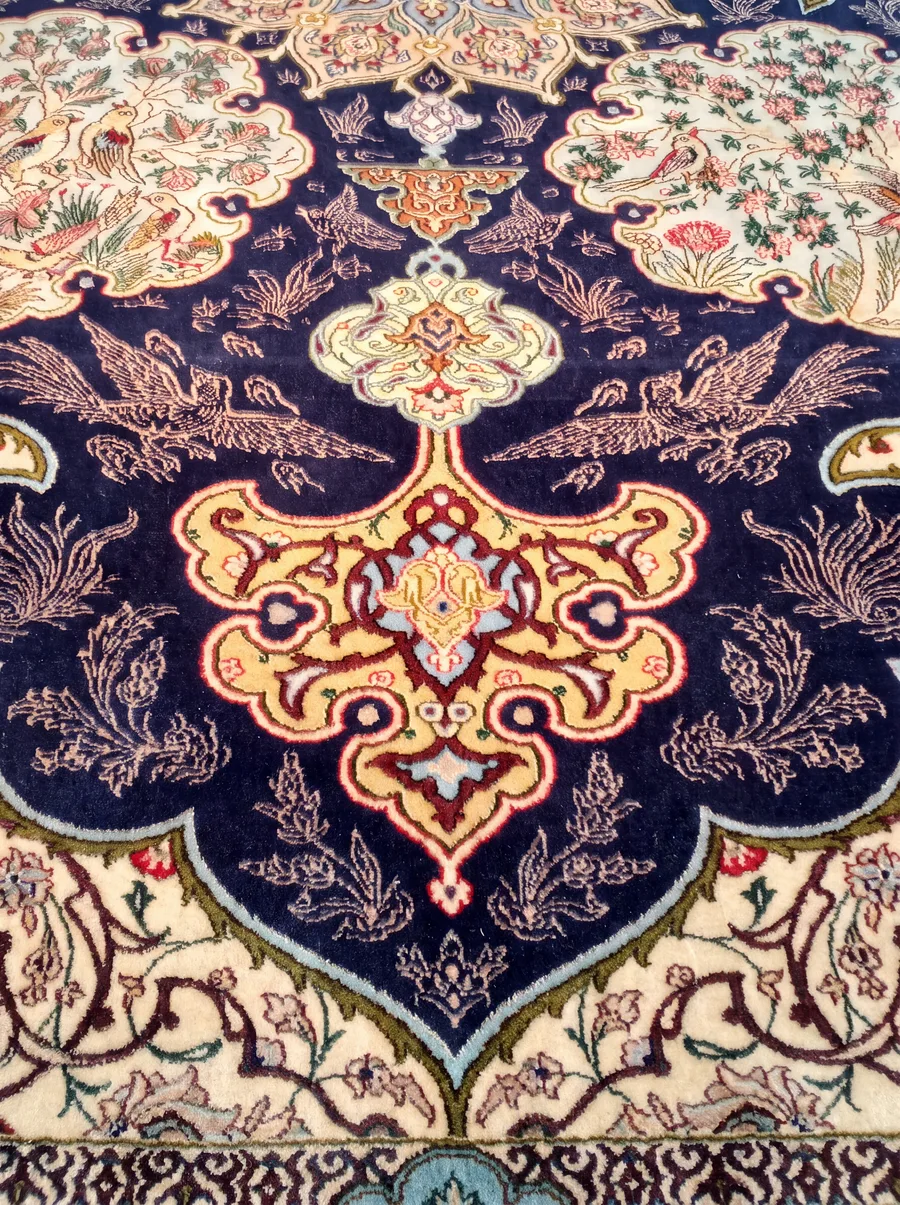 Isfahan Medallion Garden Navy, Isfahan, Iran persian rug, in navy, Wool, 198 × 305 cm (6'6" × 10'0"), Nasim Carpets Malaysia — view 3
