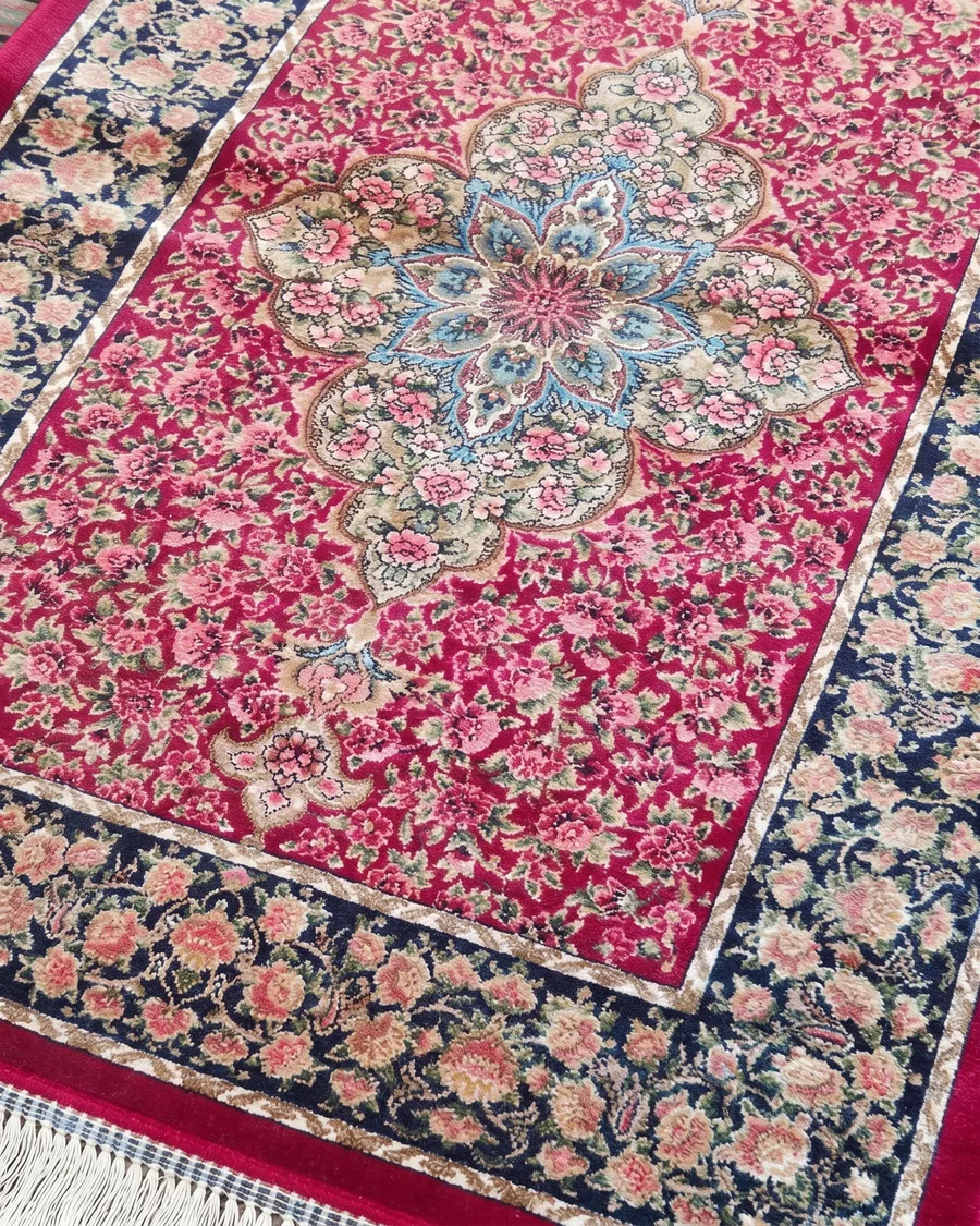 Qum Medallion Floral Crimson, Qum (Qom), Iran bespoke rug, in crimson red, Jute, 43 × 74 cm (1'5" × 2'5"), Nasim Carpets Malaysia — view 3